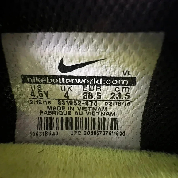 NIKE JR MERCURIAL VAPOR SOCCER SHOES | SIZE: 4.5 - Picture 14 of 14